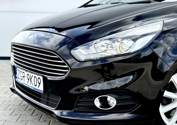 Ford S-Max cena 59999 przebieg: 207523, rok produkcji 2016 z Lipsko małe 781